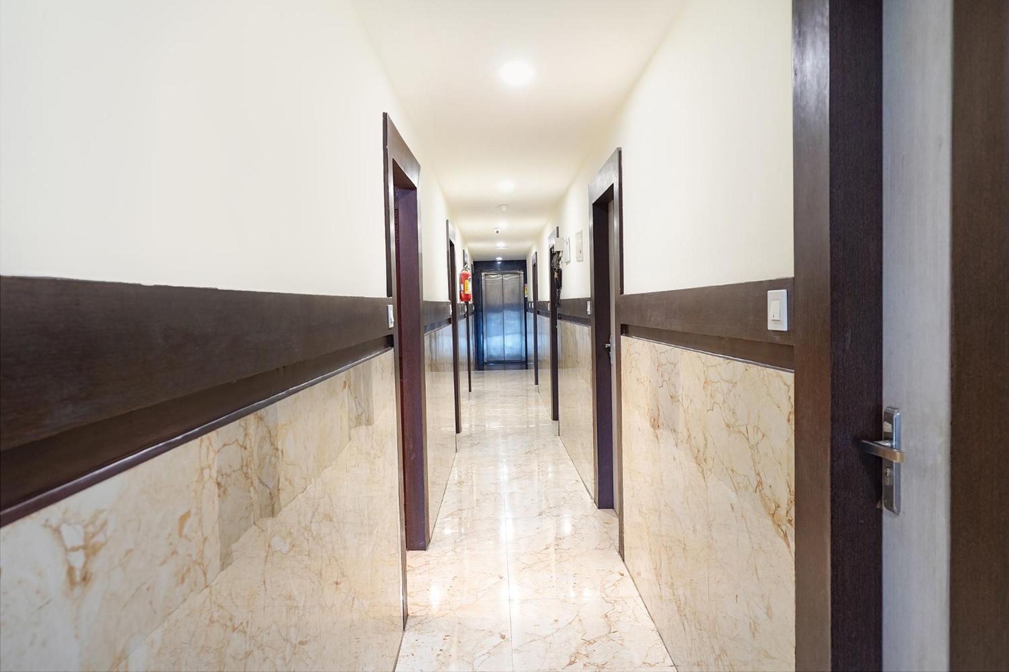 Fabhotel I Residency - Nr St John'S Medical College Bangalore Extérieur photo
